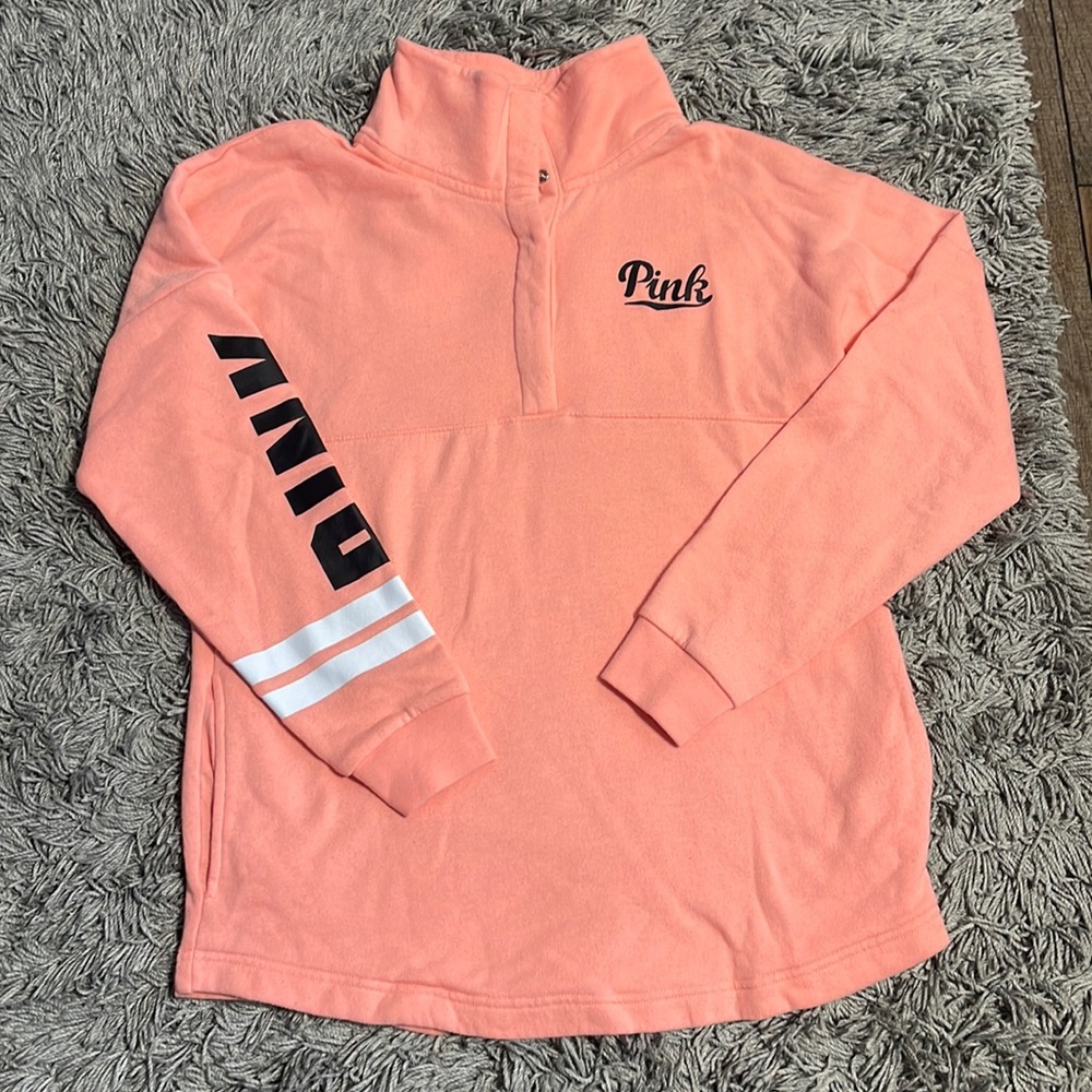 PINK PEACH COLORED QUARTER BUTTON UP SWEATSHIRT. SIZE SMALL. WOMEN’S.